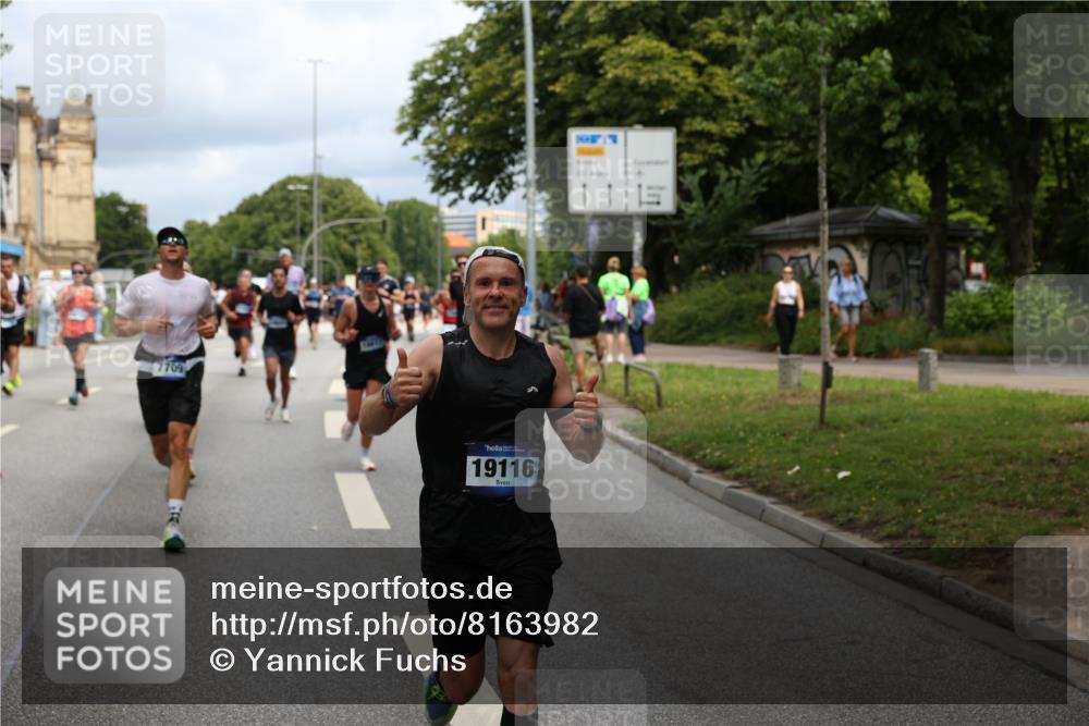 29.06.2025 - hella hamburg halbmarathon Yannick Fuchs http://msf.ph/oto/8163982 29.06.2025 10:39:54 20KM 2188, 2270, 2367, 2470, 2590, 2707, 3056, 3186, 4277, 4854, 5623, 5648, 5706, 6054, 6071, 6819, 6831, 7056, 7087, 7385, 7709, 8374, 9105, 9585, 9710, 11291, 11495, 11821, 12643, 12783, 13919, 14374, 14385, 14764, 15365, 15563, 15636, 15651, 16513, 16617, 16725, 17499, 17544, 17674, 17960, 18081, 18185, 18346, 18407, 18637, 18638, 18862, 18878, 19116 meine-sportfotos.de
