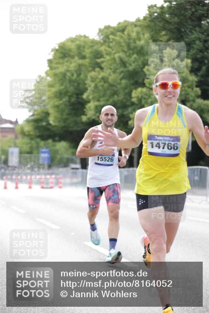 29.06.2025 - hella hamburg halbmarathon Jannik Wohlers http://msf.ph/oto/8164052 29.06.2025 09:40:30 Lombardsbrücke 11829, 14360, 14766, 15526, 17771 meine-sportfotos.de