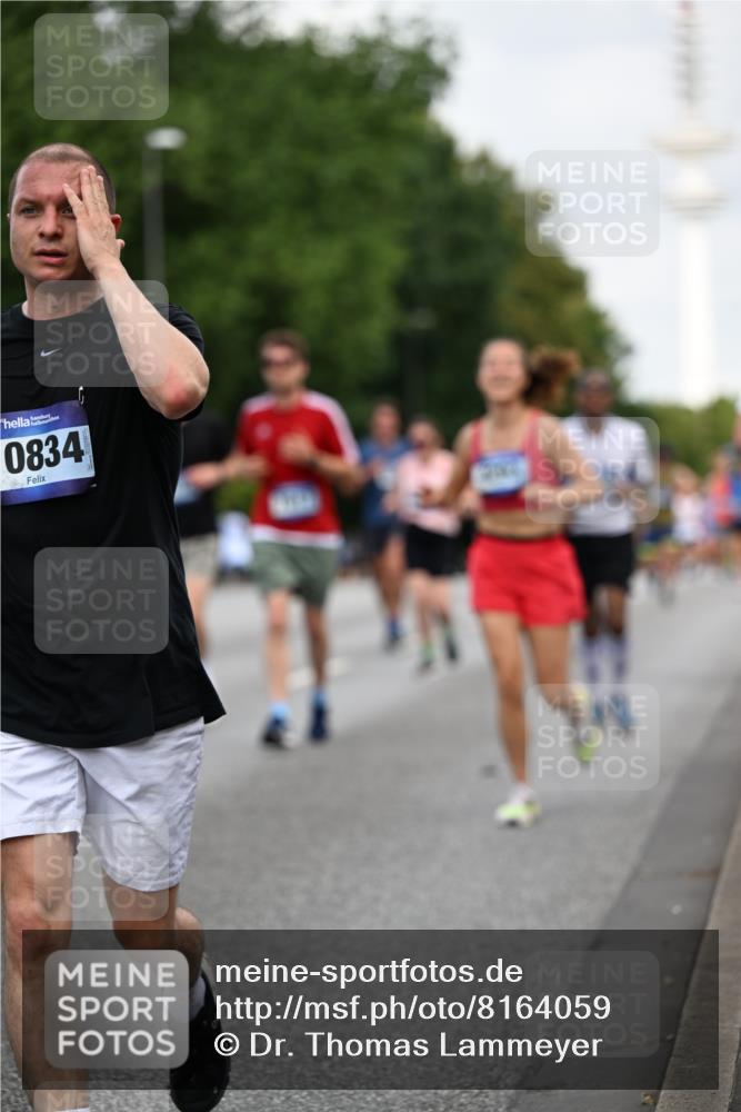 29.06.2025 - hella hamburg halbmarathon Dr. Thomas Lammeyer http://msf.ph/oto/8164059 29.06.2025 10:09:06 Kennedybrücke 1126, 1316, 1347, 1559, 2424, 2463, 2540, 2698, 2852, 3071, 3994, 4293, 4394, 4538, 6907, 6908, 7017, 7826, 8089, 9280, 10100, 10709, 10834, 11088 meine-sportfotos.de