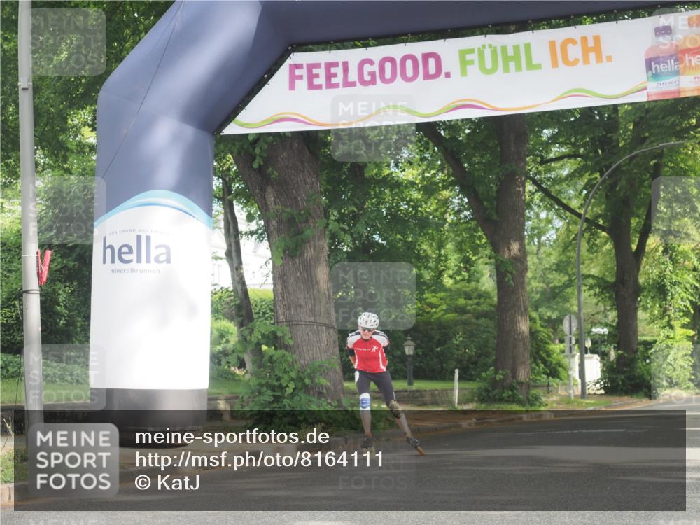 29.06.2025 - hella hamburg halbmarathon KatJ http://msf.ph/oto/8164111 29.06.2025 09:13:43 Zwischen KM18-KM19  meine-sportfotos.de