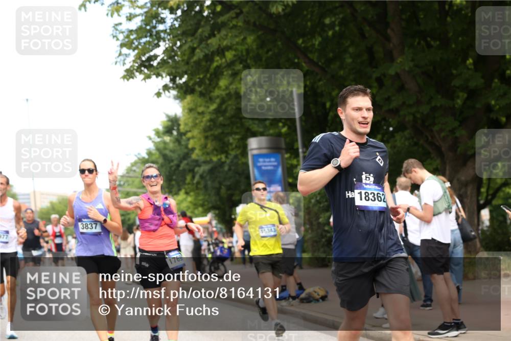29.06.2025 - hella hamburg halbmarathon Yannick Fuchs http://msf.ph/oto/8164131 29.06.2025 11:18:03 20KM 1131, 1269, 2886, 2901, 3837, 4395, 5035, 5063, 5079, 5322, 6872, 6977, 7169, 7188, 7190, 7248, 7370, 7672, 7891, 7978, 8085, 8892, 9259, 9635, 9714, 10041, 10065, 10162, 10977, 11792, 11803, 13366, 13386, 13453, 13500, 13584, 14024, 14055, 14240, 14633, 14901, 14903, 15343, 15404, 15569, 16154, 16586, 16600, 16781, 16791, 16833, 16991, 17559, 17699, 18007, 18046, 18362, 18417, 18620 meine-sportfotos.de