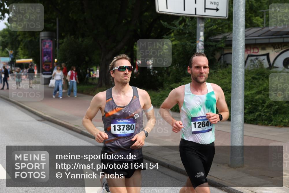 29.06.2025 - hella hamburg halbmarathon Yannick Fuchs http://msf.ph/oto/8164154 29.06.2025 10:22:00 20KM 1065, 1577, 5344, 9079, 10848, 12641, 12992, 13780, 14019, 15023, 15671 meine-sportfotos.de
