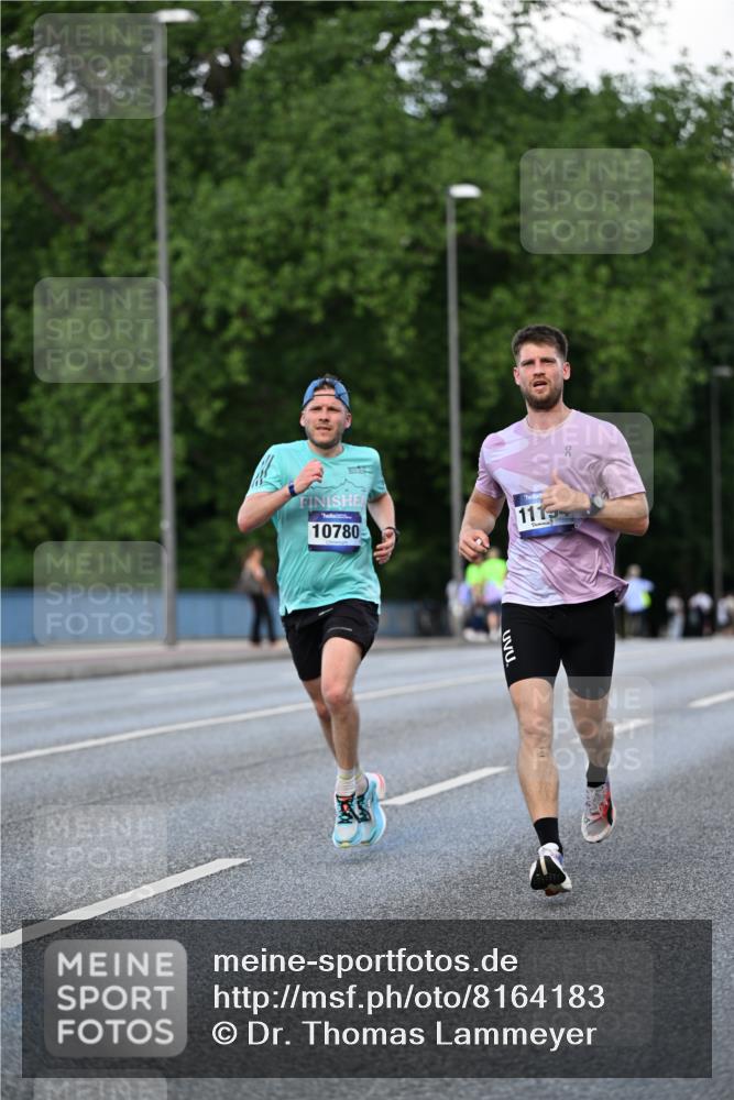 29.06.2025 - hella hamburg halbmarathon Dr. Thomas Lammeyer http://msf.ph/oto/8164183 29.06.2025 09:44:48 Kennedybrücke 2892, 4128, 4571, 6559, 7862, 10234, 10780, 11194 meine-sportfotos.de