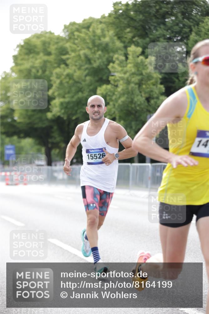 29.06.2025 - hella hamburg halbmarathon Jannik Wohlers http://msf.ph/oto/8164199 29.06.2025 09:40:30 Lombardsbrücke 11829, 14360, 14766, 15526, 17771 meine-sportfotos.de