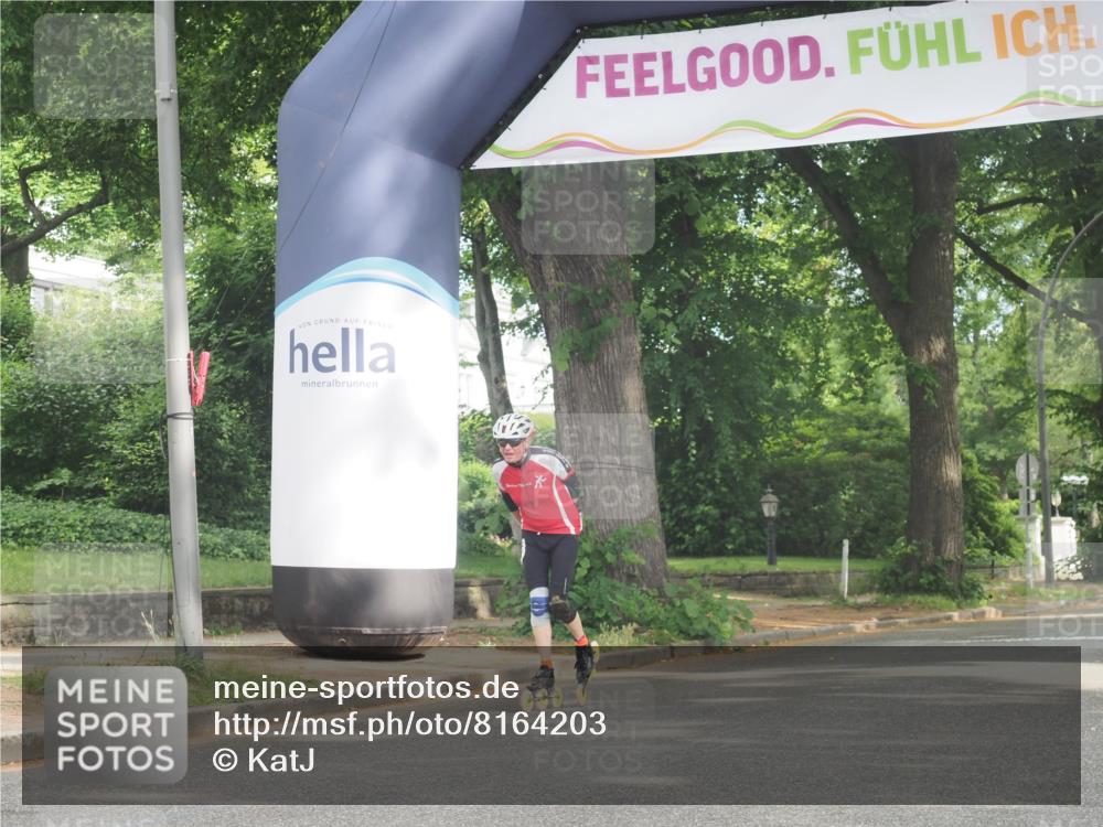 29.06.2025 - hella hamburg halbmarathon KatJ http://msf.ph/oto/8164203 29.06.2025 09:13:43 Zwischen KM18-KM19  meine-sportfotos.de