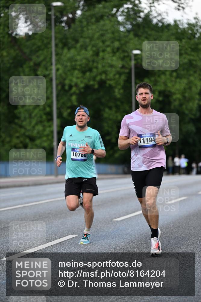 29.06.2025 - hella hamburg halbmarathon Dr. Thomas Lammeyer http://msf.ph/oto/8164204 29.06.2025 09:44:48 Kennedybrücke 2892, 4128, 4571, 6559, 7862, 10234, 10780, 11194 meine-sportfotos.de