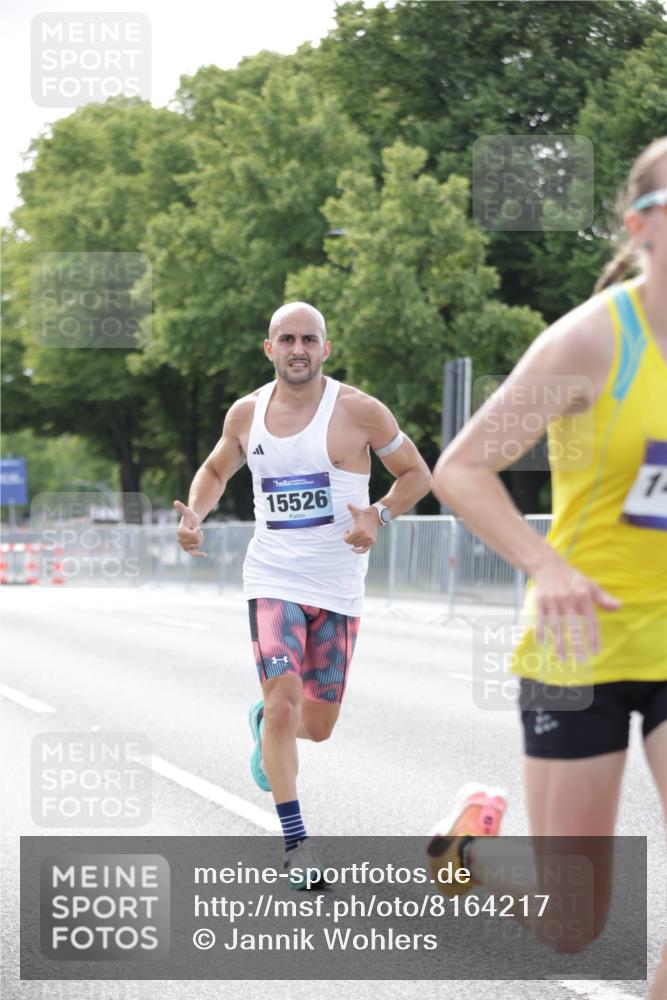 29.06.2025 - hella hamburg halbmarathon Jannik Wohlers http://msf.ph/oto/8164217 29.06.2025 09:40:30 Lombardsbrücke 11829, 14360, 14766, 15526, 17771 meine-sportfotos.de