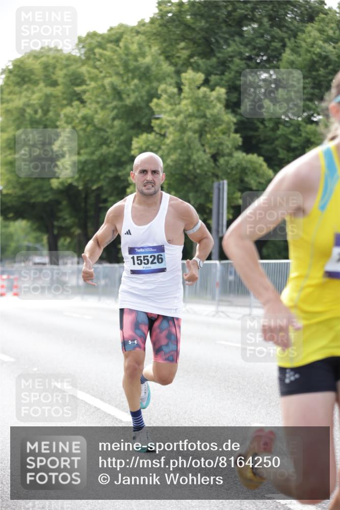 29.06.2025 - hella hamburg halbmarathon Jannik Wohlers http://msf.ph/oto/8164250 29.06.2025 09:40:30 Lombardsbrücke 11829, 14360, 14766, 15526, 17771 meine-sportfotos.de