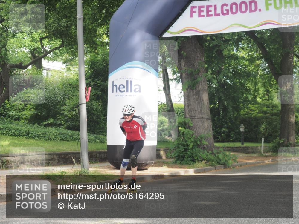 29.06.2025 - hella hamburg halbmarathon KatJ http://msf.ph/oto/8164295 29.06.2025 09:13:44 Zwischen KM18-KM19  meine-sportfotos.de