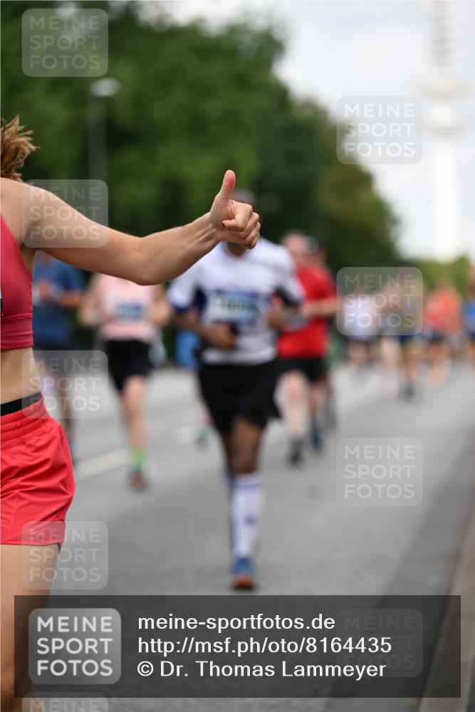 29.06.2025 - hella hamburg halbmarathon Dr. Thomas Lammeyer http://msf.ph/oto/8164435 29.06.2025 10:09:09 Kennedybrücke 1126, 1213, 1347, 1559, 2424, 2540, 2852, 3071, 3994, 4293, 4394, 4538, 5869, 6907, 6908, 7017, 7826, 9280, 10100, 10709, 10834, 11088 meine-sportfotos.de