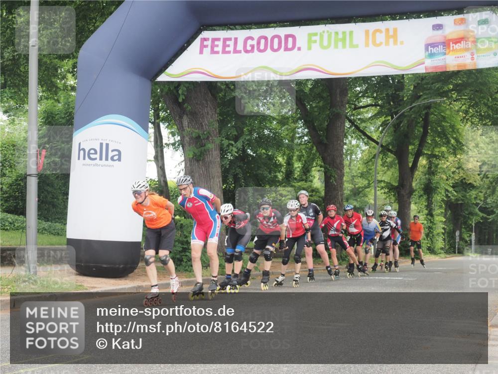 29.06.2025 - hella hamburg halbmarathon KatJ http://msf.ph/oto/8164522 29.06.2025 09:14:19 Zwischen KM18-KM19  meine-sportfotos.de