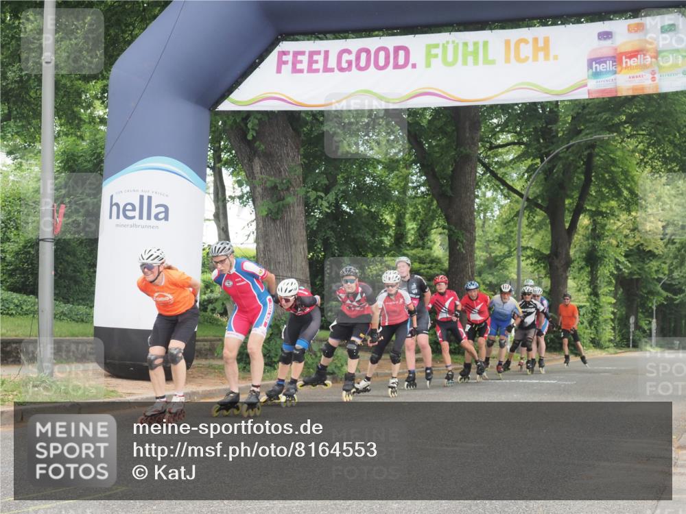 29.06.2025 - hella hamburg halbmarathon KatJ http://msf.ph/oto/8164553 29.06.2025 09:14:19 Zwischen KM18-KM19  meine-sportfotos.de