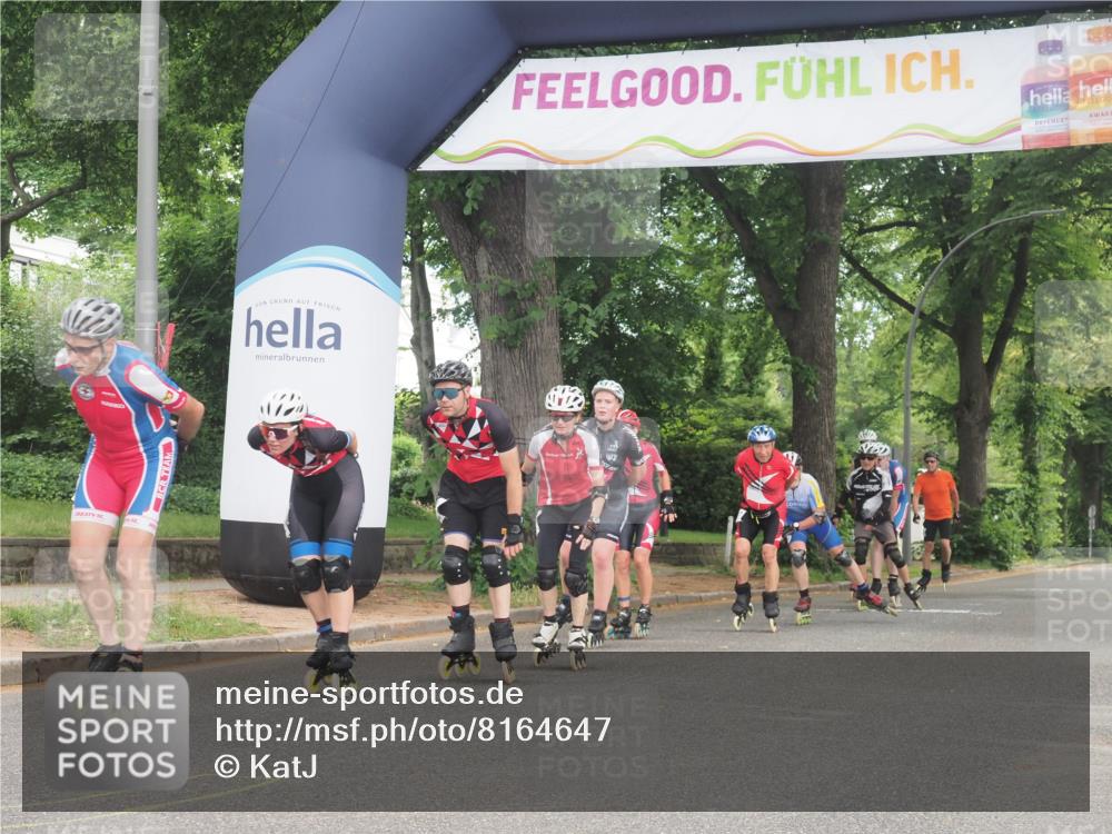29.06.2025 - hella hamburg halbmarathon KatJ http://msf.ph/oto/8164647 29.06.2025 09:14:20 Zwischen KM18-KM19  meine-sportfotos.de