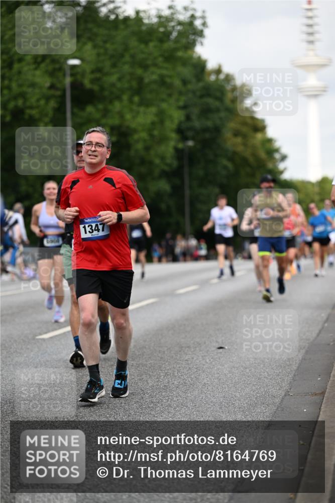 29.06.2025 - hella hamburg halbmarathon Dr. Thomas Lammeyer http://msf.ph/oto/8164769 29.06.2025 10:09:11 Kennedybrücke 1126, 1213, 1347, 1559, 2424, 2540, 2852, 3071, 3994, 4293, 4394, 4538, 5869, 6907, 6908, 7017, 7826, 9280, 10100, 10709, 10834, 11088 meine-sportfotos.de