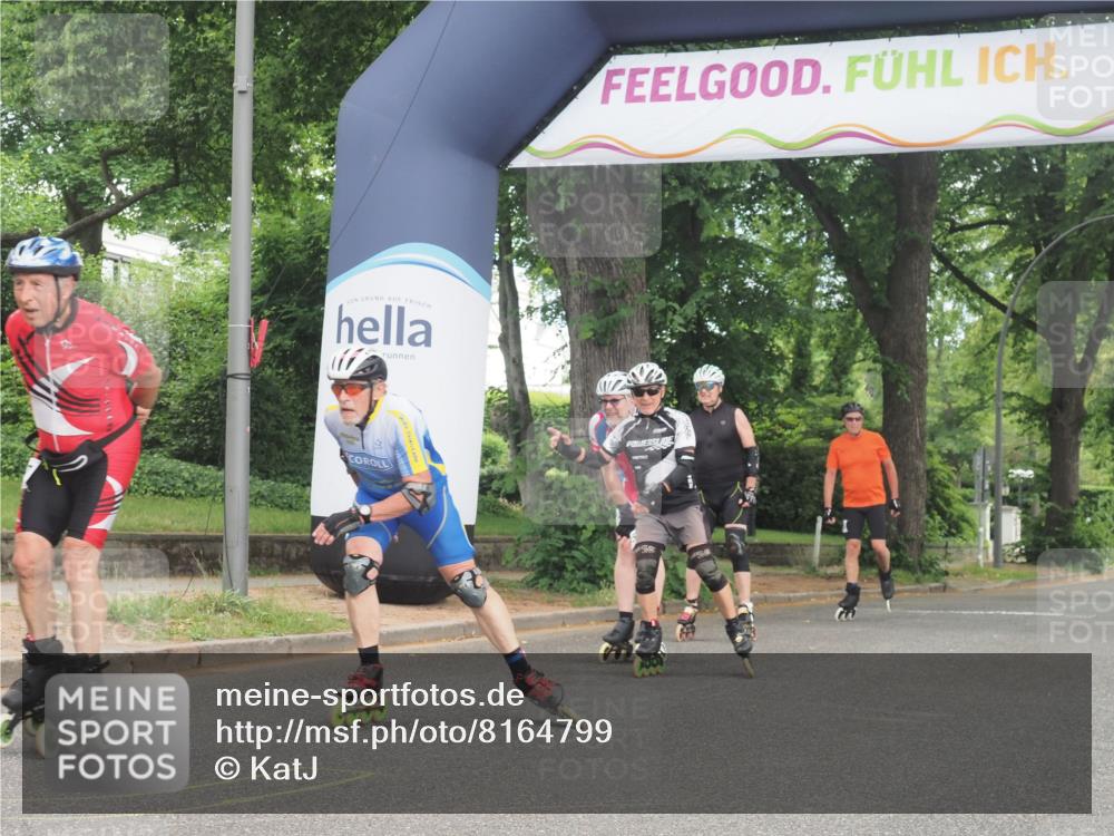 29.06.2025 - hella hamburg halbmarathon KatJ http://msf.ph/oto/8164799 29.06.2025 09:14:21 Zwischen KM18-KM19  meine-sportfotos.de