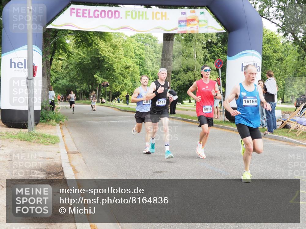 29.06.2025 - hella hamburg halbmarathon MichiJ http://msf.ph/oto/8164836 29.06.2025 10:13:36 Zwischen KM18-KM19 2459, 6699, 6816, 9447, 16169 meine-sportfotos.de