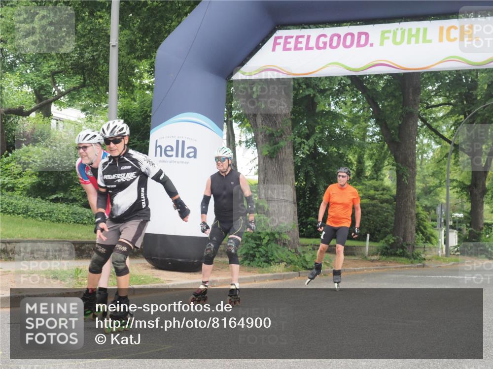 29.06.2025 - hella hamburg halbmarathon KatJ http://msf.ph/oto/8164900 29.06.2025 09:14:22 Zwischen KM18-KM19  meine-sportfotos.de