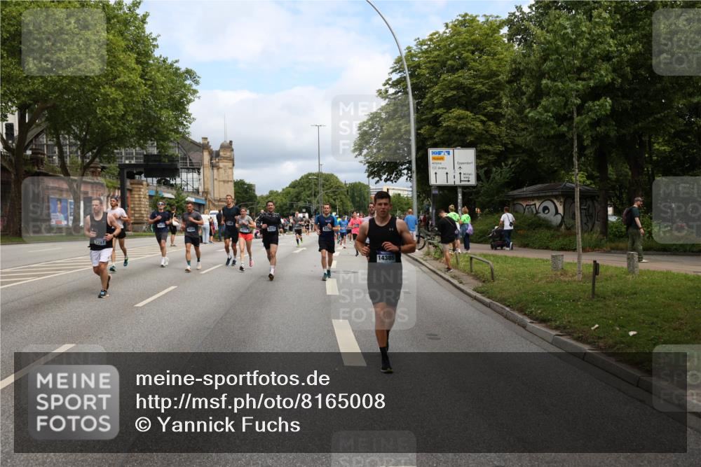 29.06.2025 - hella hamburg halbmarathon Yannick Fuchs http://msf.ph/oto/8165008 29.06.2025 10:40:09 20KM 1569, 1600, 1920, 2048, 2138, 2189, 2270, 2367, 2590, 2707, 3056, 3186, 3477, 4277, 4345, 4854, 5648, 6071, 6290, 6460, 6711, 7056, 7385, 7450, 8374, 8668, 9585, 10792, 10796, 11495, 11773, 11821, 11936, 12084, 12277, 13525, 14200, 14228, 14374, 14385, 14764, 14911, 15563, 15636, 15741, 16513, 16624, 17499, 17674, 17835, 18081, 18346, 18637, 18878 meine-sportfotos.de