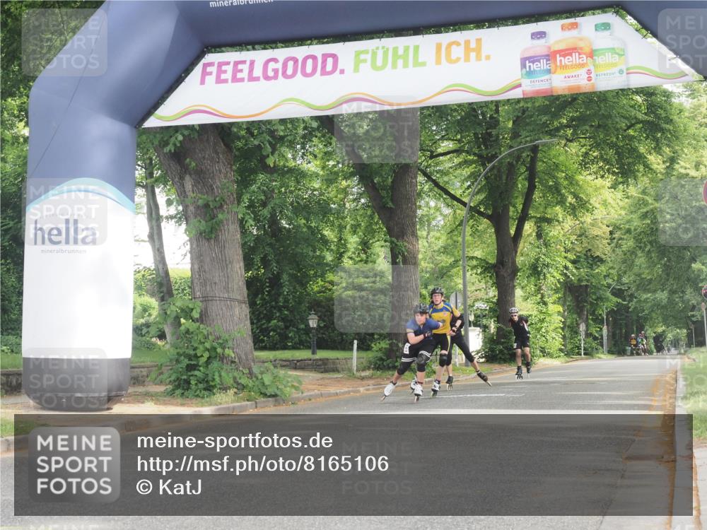 29.06.2025 - hella hamburg halbmarathon KatJ http://msf.ph/oto/8165106 29.06.2025 09:14:55 Zwischen KM18-KM19  meine-sportfotos.de