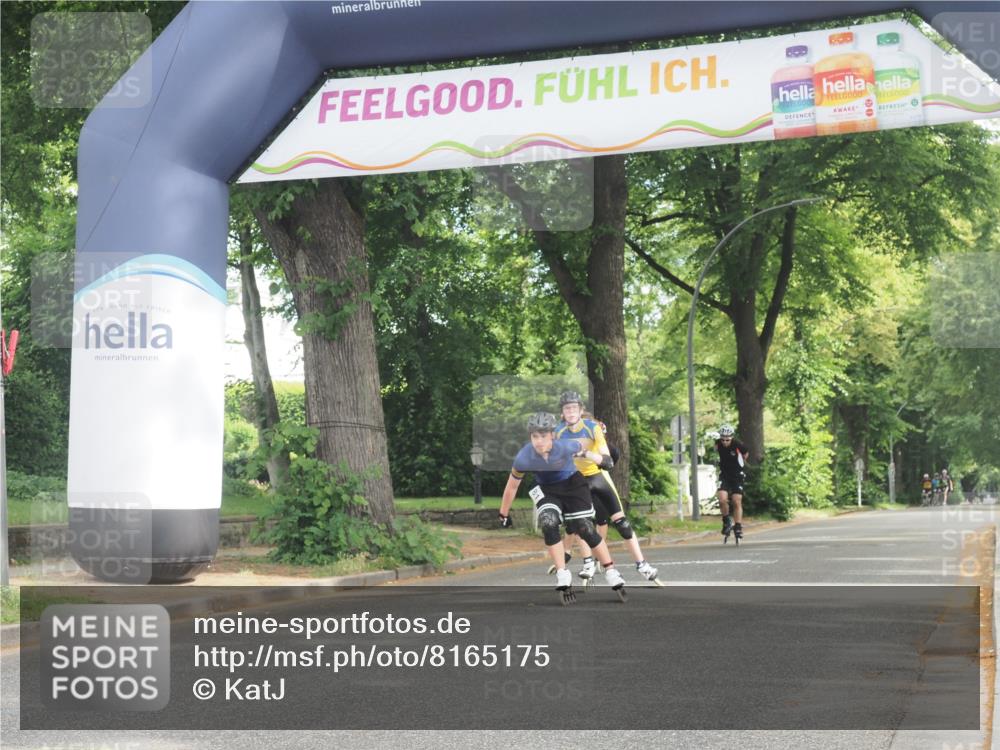 29.06.2025 - hella hamburg halbmarathon KatJ http://msf.ph/oto/8165175 29.06.2025 09:14:56 Zwischen KM18-KM19  meine-sportfotos.de