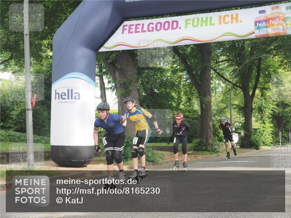 29.06.2025 - hella hamburg halbmarathon KatJ http://msf.ph/oto/8165230 29.06.2025 09:14:57 Zwischen KM18-KM19  meine-sportfotos.de