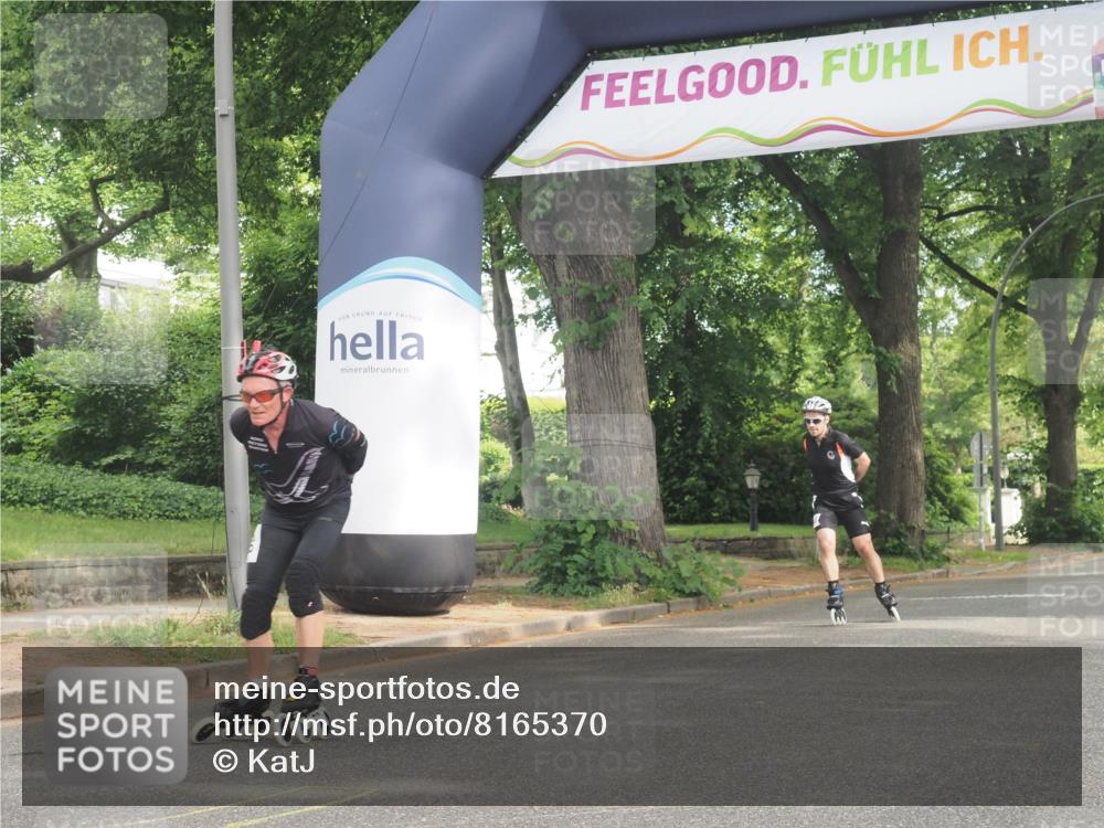 29.06.2025 - hella hamburg halbmarathon KatJ http://msf.ph/oto/8165370 29.06.2025 09:14:58 Zwischen KM18-KM19  meine-sportfotos.de