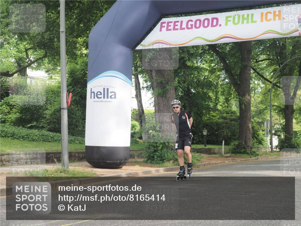 29.06.2025 - hella hamburg halbmarathon KatJ http://msf.ph/oto/8165414 29.06.2025 09:14:58 Zwischen KM18-KM19  meine-sportfotos.de
