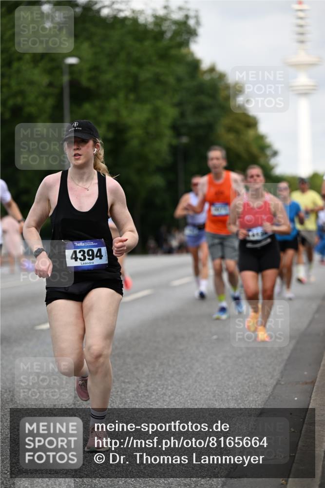 29.06.2025 - hella hamburg halbmarathon Dr. Thomas Lammeyer http://msf.ph/oto/8165664 29.06.2025 10:09:19 Kennedybrücke 1213, 1347, 1863, 2298, 2424, 2540, 2852, 3071, 3578, 4293, 4394, 4538, 5869, 6059, 6907, 6908, 7017, 7826, 8316, 8999, 9007, 9019, 9075, 9165, 9680, 10694, 11088 meine-sportfotos.de