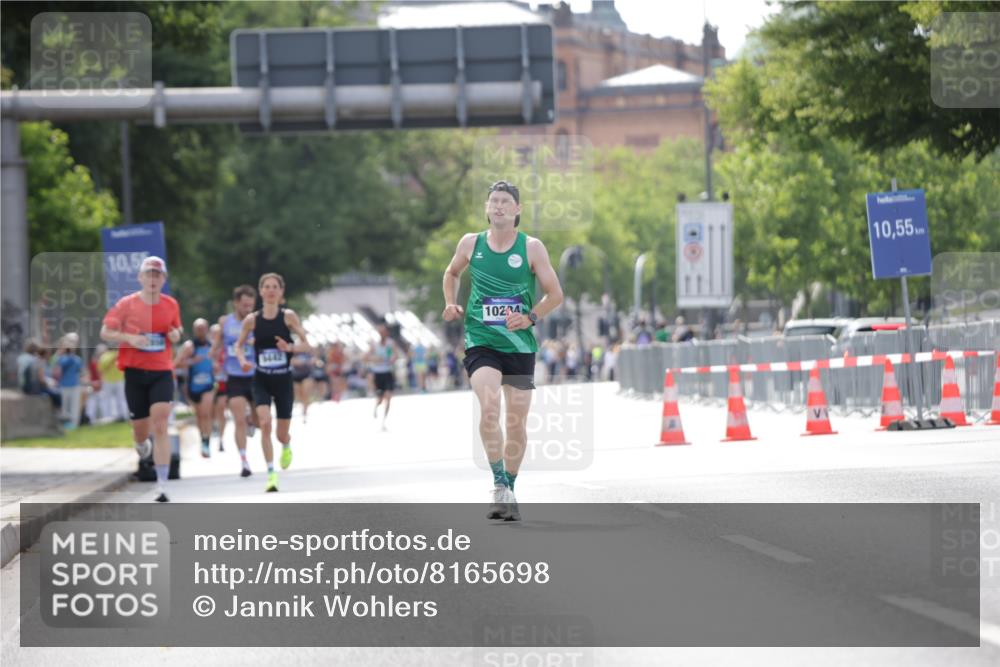 29.06.2025 - hella hamburg halbmarathon Jannik Wohlers http://msf.ph/oto/8165698 29.06.2025 09:40:53 Lombardsbrücke 7834, 7963, 10234, 11624, 17886 meine-sportfotos.de