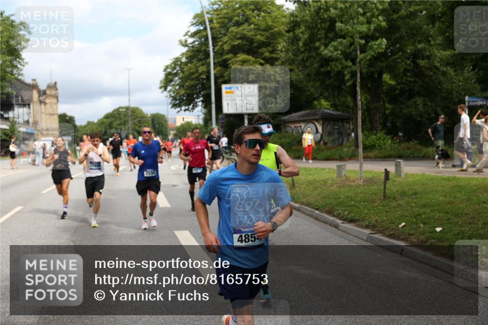 29.06.2025 - hella hamburg halbmarathon Yannick Fuchs http://msf.ph/oto/8165753 29.06.2025 10:40:18 20KM 1569, 1600, 1759, 1920, 2048, 2138, 2189, 2590, 2707, 3056, 3477, 4345, 4854, 6071, 6290, 6460, 6532, 6711, 7385, 7450, 7961, 8269, 8577, 8668, 9585, 10792, 10796, 11094, 11125, 11495, 11773, 11936, 12084, 12277, 13525, 14062, 14200, 14228, 14385, 14462, 14804, 14911, 15563, 15741, 16624, 17499, 17674, 17835, 18081, 18637, 18878 meine-sportfotos.de