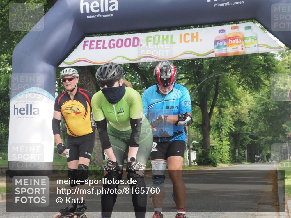 29.06.2025 - hella hamburg halbmarathon KatJ http://msf.ph/oto/8165760 29.06.2025 09:15:10 Zwischen KM18-KM19  meine-sportfotos.de