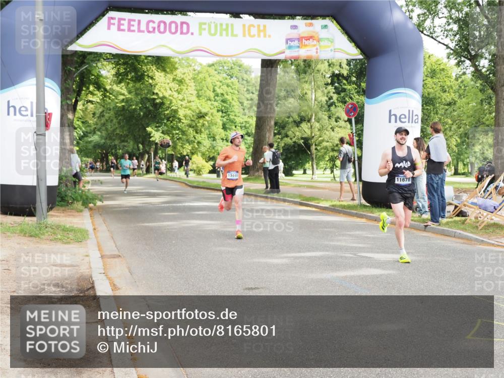 29.06.2025 - hella hamburg halbmarathon MichiJ http://msf.ph/oto/8165801 29.06.2025 10:14:00 Zwischen KM18-KM19 7963, 11678, 13440 meine-sportfotos.de