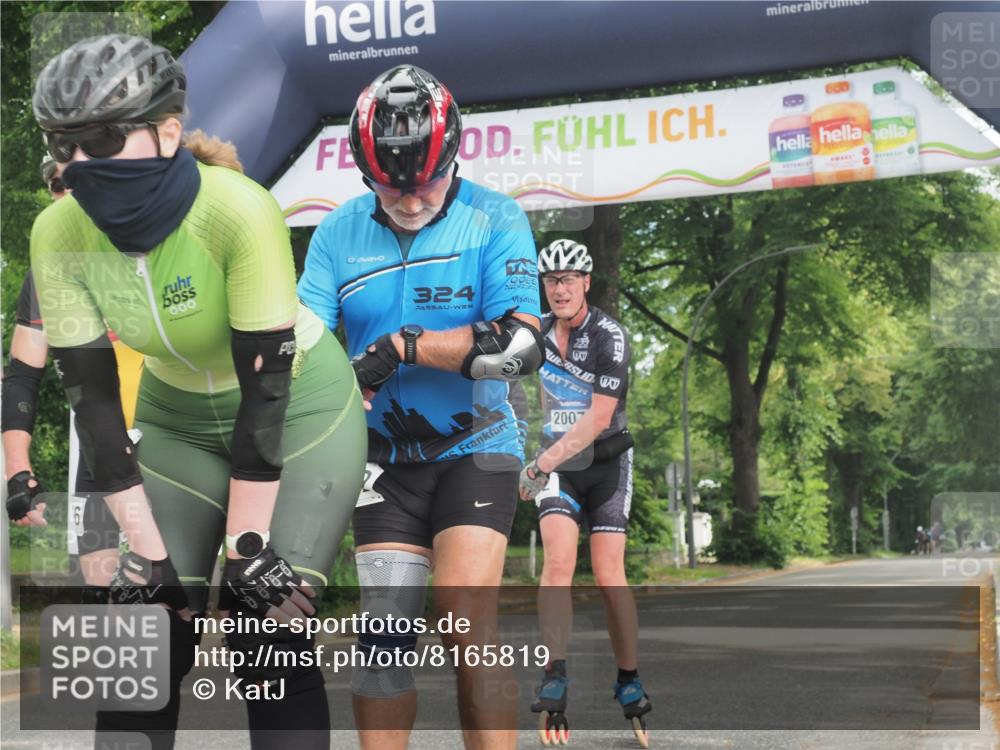 29.06.2025 - hella hamburg halbmarathon KatJ http://msf.ph/oto/8165819 29.06.2025 09:15:10 Zwischen KM18-KM19  meine-sportfotos.de