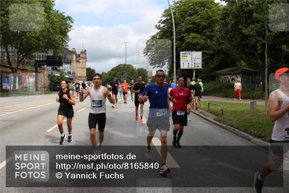 29.06.2025 - hella hamburg halbmarathon Yannick Fuchs http://msf.ph/oto/8165840 29.06.2025 10:40:19 20KM 1569, 1600, 1759, 1920, 2048, 2138, 2189, 2590, 3056, 3477, 4345, 4854, 6071, 6290, 6460, 6532, 6711, 7385, 7450, 7961, 8269, 8577, 8668, 9585, 10792, 10796, 11094, 11125, 11495, 11773, 11936, 12084, 12277, 13525, 14062, 14200, 14228, 14462, 14804, 14911, 15563, 15741, 16624, 17499, 17674, 17835, 18081, 18637 meine-sportfotos.de