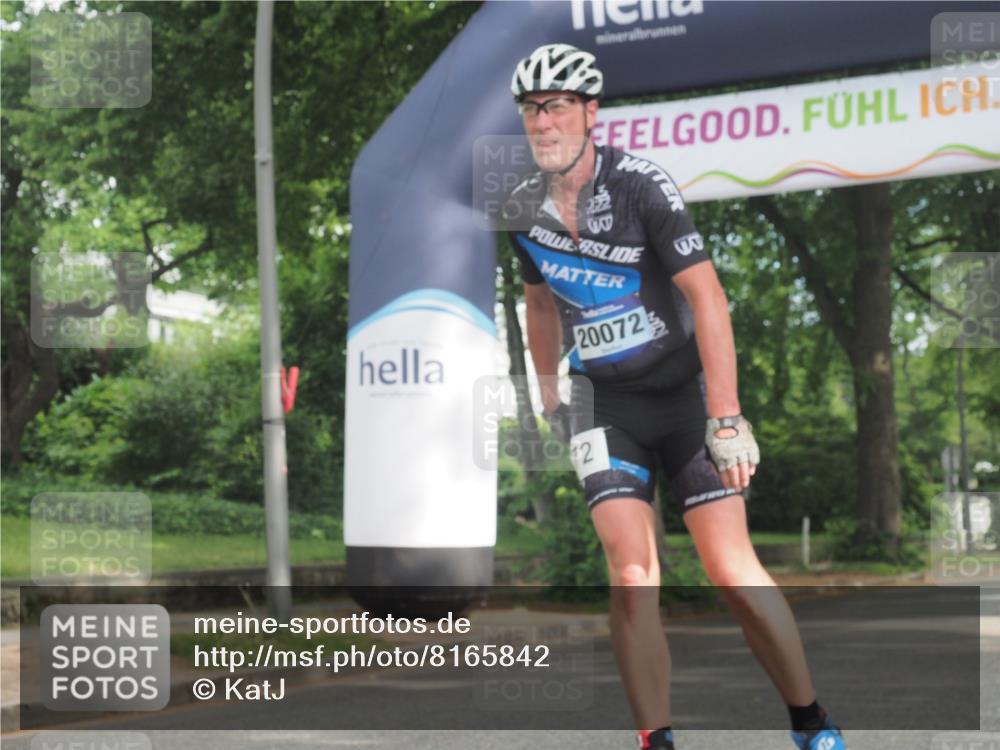 29.06.2025 - hella hamburg halbmarathon KatJ http://msf.ph/oto/8165842 29.06.2025 09:15:11 Zwischen KM18-KM19  meine-sportfotos.de