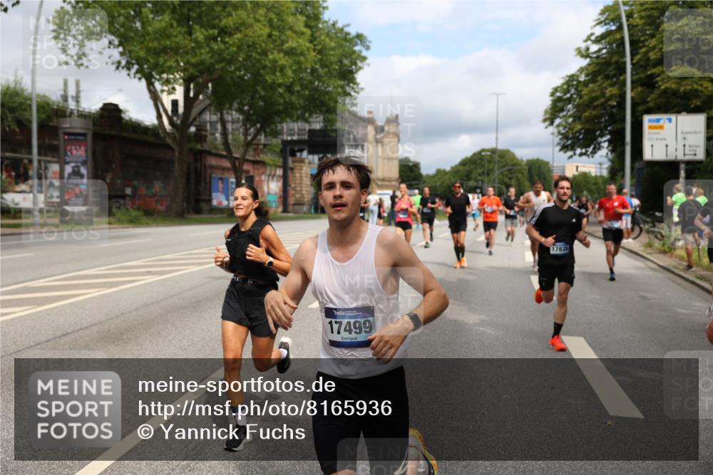 29.06.2025 - hella hamburg halbmarathon Yannick Fuchs http://msf.ph/oto/8165936 29.06.2025 10:40:20 20KM 1569, 1600, 1759, 1920, 2048, 2138, 2189, 2590, 3056, 3477, 4345, 4854, 6071, 6290, 6460, 6532, 6711, 7385, 7450, 7961, 8269, 8577, 8668, 9585, 10792, 10796, 11094, 11125, 11495, 11773, 11936, 12084, 12277, 13525, 14062, 14200, 14228, 14462, 14804, 14911, 15563, 15741, 16624, 17190, 17499, 17674, 17835, 18081, 18637, 19128 meine-sportfotos.de