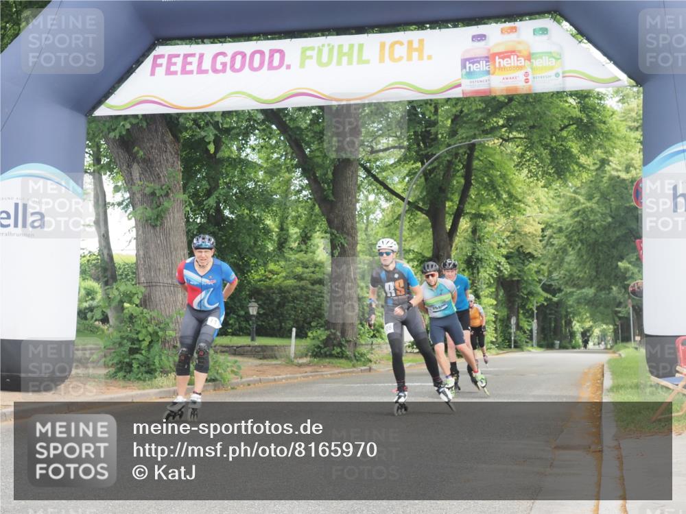 29.06.2025 - hella hamburg halbmarathon KatJ http://msf.ph/oto/8165970 29.06.2025 09:15:25 Zwischen KM18-KM19  meine-sportfotos.de