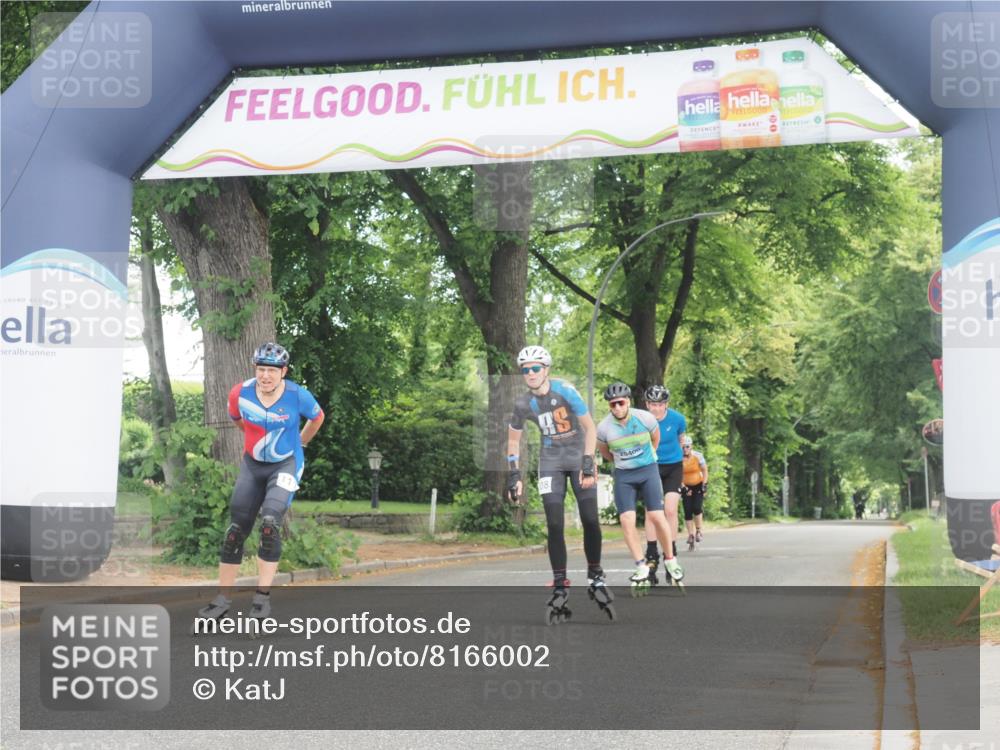 29.06.2025 - hella hamburg halbmarathon KatJ http://msf.ph/oto/8166002 29.06.2025 09:15:25 Zwischen KM18-KM19  meine-sportfotos.de