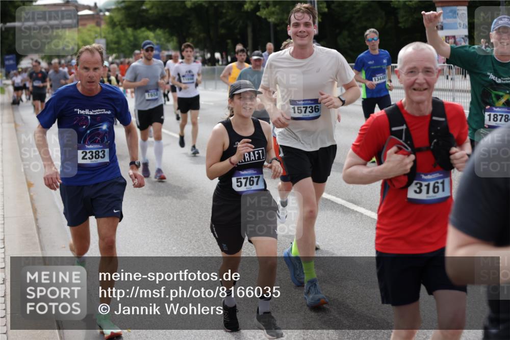 29.06.2025 - hella hamburg halbmarathon Jannik Wohlers http://msf.ph/oto/8166035 29.06.2025 10:20:42 Lombardsbrücke 1028, 1266, 1658, 2383, 2956, 2986, 3161, 3453, 3813, 4082, 4350, 5041, 5061, 5767, 6275, 6308, 7228, 7608, 8724, 8726, 9005, 9011, 9108, 9236, 9501, 10585, 10602, 11698, 11775, 12175, 12395, 12561, 12694, 13057, 13448, 13508, 14499, 14519, 14809, 14819, 14986, 15020, 15387, 15470, 15736, 15767, 15913, 16256, 16600, 16896, 17035, 17341, 17367, 18170, 18305, 18397, 18784, 18809 meine-sportfotos.de