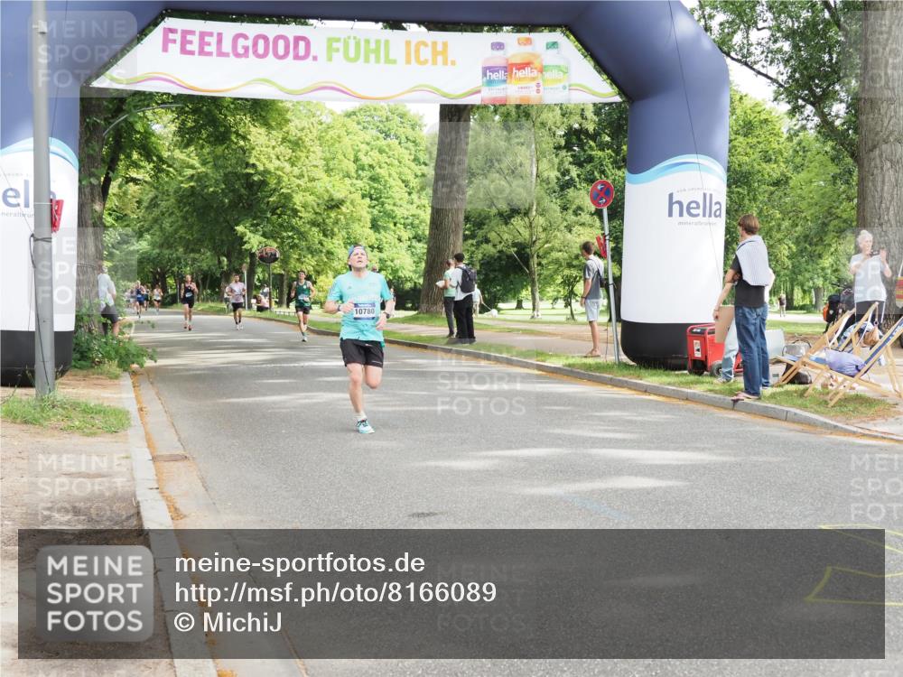 29.06.2025 - hella hamburg halbmarathon MichiJ http://msf.ph/oto/8166089 29.06.2025 10:14:05 Zwischen KM18-KM19 7963, 10780, 11678, 13440 meine-sportfotos.de