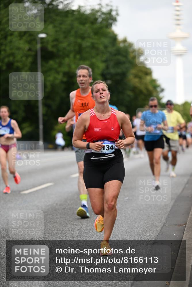 29.06.2025 - hella hamburg halbmarathon Dr. Thomas Lammeyer http://msf.ph/oto/8166113 29.06.2025 10:09:21 Kennedybrücke 1213, 1347, 1863, 2298, 2540, 3071, 3578, 4394, 5869, 6059, 6907, 6908, 7017, 7826, 8316, 8999, 9007, 9019, 9075, 9165, 9559, 9680, 10694, 11088 meine-sportfotos.de