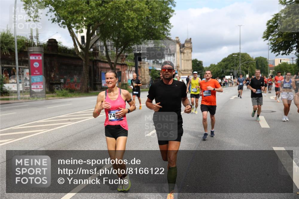 29.06.2025 - hella hamburg halbmarathon Yannick Fuchs http://msf.ph/oto/8166122 29.06.2025 10:40:23 20KM 1569, 1600, 1759, 1920, 2048, 2138, 2189, 2590, 3477, 4345, 6290, 6460, 6532, 6700, 6711, 7450, 7961, 8269, 8577, 8668, 10792, 10796, 11094, 11125, 11495, 11773, 11936, 12084, 12277, 13525, 13630, 14062, 14200, 14228, 14462, 14804, 14911, 15741, 16624, 17190, 17332, 17499, 17674, 17835, 18081, 19128 meine-sportfotos.de