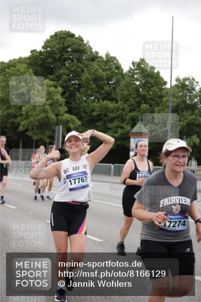 29.06.2025 - hella hamburg halbmarathon Jannik Wohlers http://msf.ph/oto/8166129 29.06.2025 11:05:16 Lombardsbrücke 1409, 3502, 3858, 4765, 5426, 5851, 5881, 6621, 7470, 7538, 7539, 7545, 7698, 7857, 8284, 9382, 9923, 10004, 10906, 11348, 12033, 12040, 12045, 12182, 12183, 12885, 12918, 12985, 12986, 13720, 13721, 13935, 14141, 14295, 14440, 14454, 14469, 14641, 14733, 14912, 15904, 16474, 16482, 16496, 16524, 16603, 16790, 17069, 17274, 17361, 17767, 17858, 17859, 18444, 18980, 18981 meine-sportfotos.de