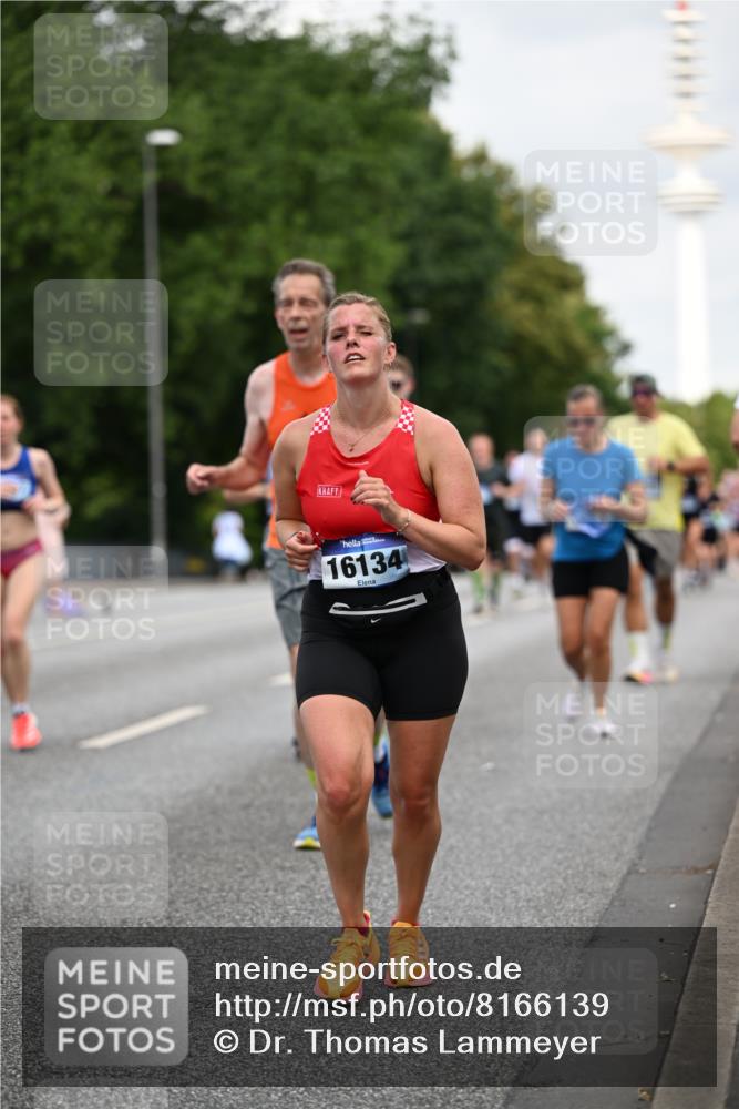 29.06.2025 - hella hamburg halbmarathon Dr. Thomas Lammeyer http://msf.ph/oto/8166139 29.06.2025 10:09:21 Kennedybrücke 1213, 1347, 1863, 2298, 2540, 3071, 3578, 4394, 5869, 6059, 6907, 6908, 7017, 7826, 8316, 8999, 9007, 9019, 9075, 9165, 9559, 9680, 10694, 11088 meine-sportfotos.de
