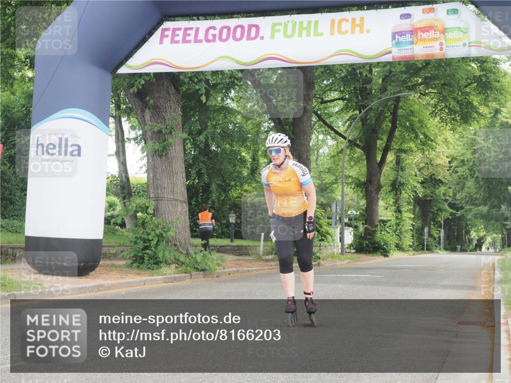 29.06.2025 - hella hamburg halbmarathon KatJ http://msf.ph/oto/8166203 29.06.2025 09:15:28 Zwischen KM18-KM19  meine-sportfotos.de