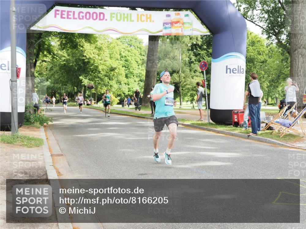 29.06.2025 - hella hamburg halbmarathon MichiJ http://msf.ph/oto/8166205 29.06.2025 10:14:06 Zwischen KM18-KM19 7963, 10780, 11678, 13440 meine-sportfotos.de