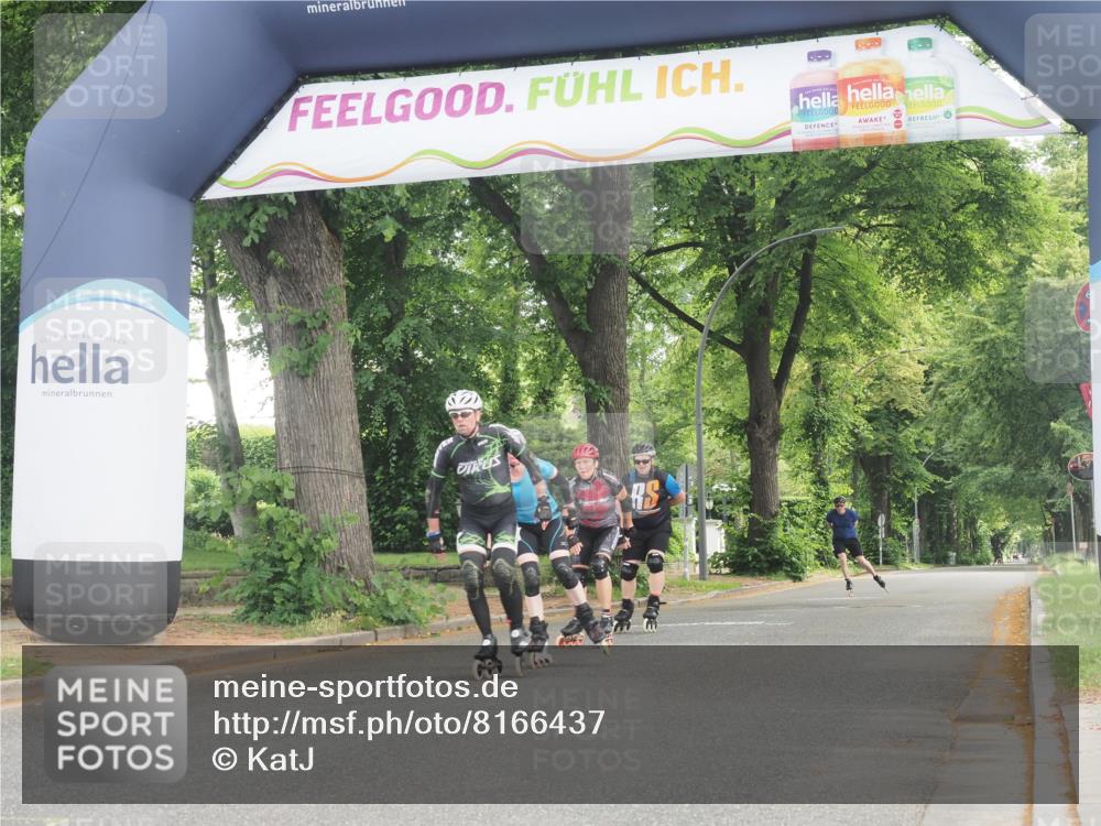 29.06.2025 - hella hamburg halbmarathon KatJ http://msf.ph/oto/8166437 29.06.2025 09:15:49 Zwischen KM18-KM19  meine-sportfotos.de