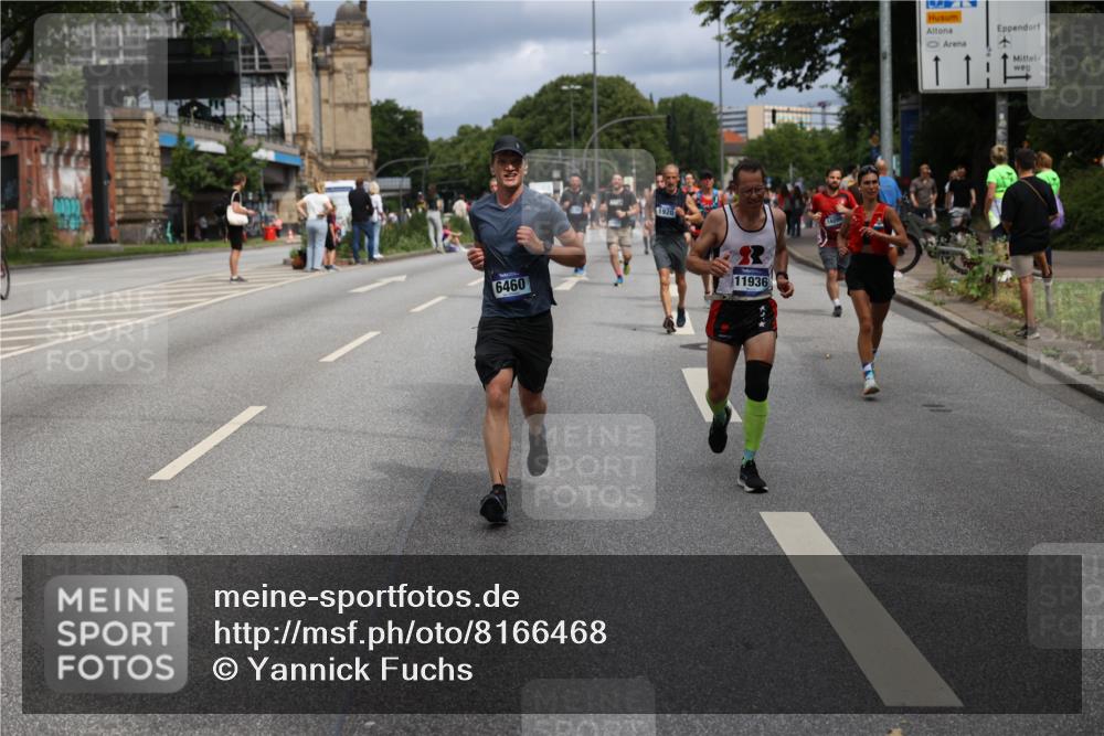 29.06.2025 - hella hamburg halbmarathon Yannick Fuchs http://msf.ph/oto/8166468 29.06.2025 10:40:28 20KM 1569, 1600, 1759, 1920, 2048, 2138, 2189, 2842, 3477, 4345, 4949, 6388, 6460, 6532, 6700, 6711, 7961, 8269, 8577, 8668, 10792, 10796, 11094, 11125, 11491, 11773, 11936, 12084, 12277, 13525, 13630, 14062, 14200, 14228, 14462, 14804, 14911, 15741, 16286, 17190, 17332, 17892, 19128 meine-sportfotos.de