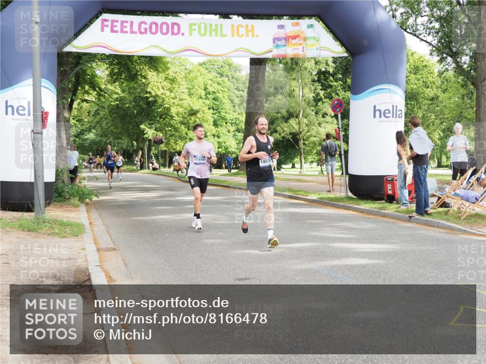 29.06.2025 - hella hamburg halbmarathon MichiJ http://msf.ph/oto/8166478 29.06.2025 10:14:13 Zwischen KM18-KM19 10234, 19078 meine-sportfotos.de