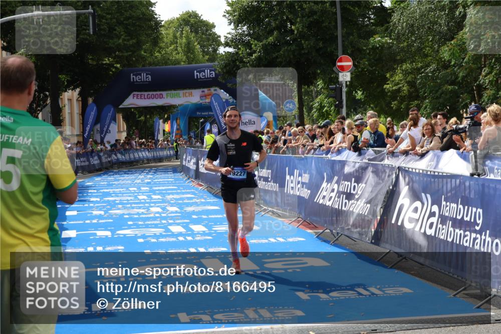 29.06.2025 - hella hamburg halbmarathon Zöllner http://msf.ph/oto/8166495 29.06.2025 10:14:35 Ziel 19227 meine-sportfotos.de